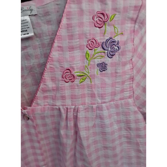 Elegant Emily Women's Button-Down Embroidered Cotton-Poly‎ Robe Size Large - Picture 4 of 6